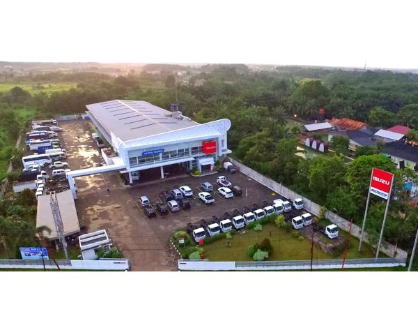 Office Astra Isuzu Palembang